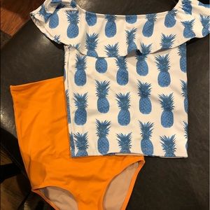 Kortni Jeane Top and bottom children’s